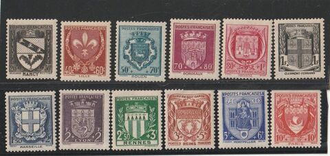 12 timbres au profit du secours national Saint-Marcel (27)