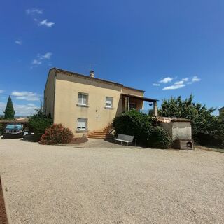  Villa à louer 10 pièces 280 m²