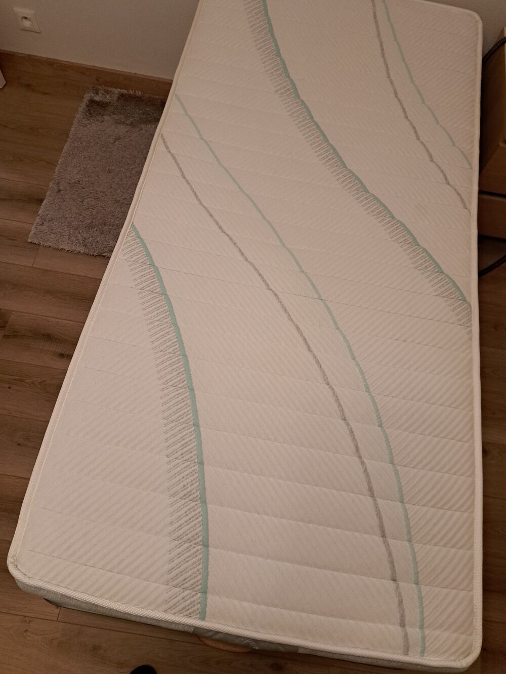 Matelas en Latex &quot;Blois&quot; 90x190 France literie Meubles