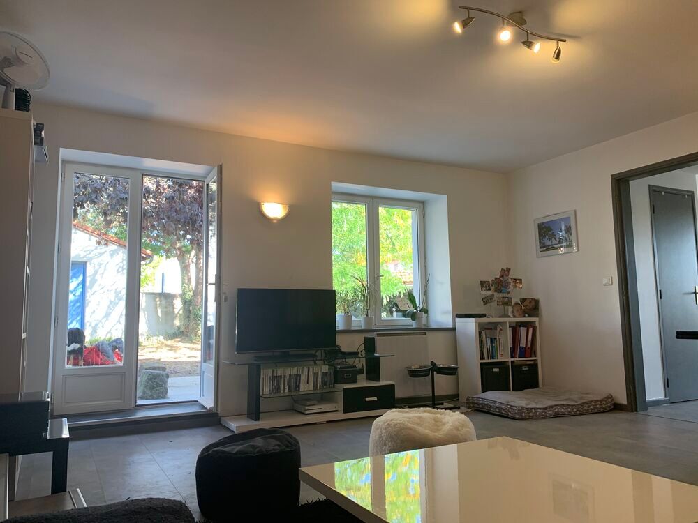 Location Maison Maison rénovée - Grand T2 Ennezat