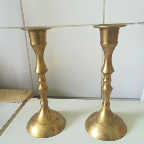 2 bougeoirs en cuivre 8 Loos (59)