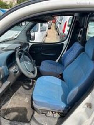 Doblo DOBLO CARGO 1.2 BUSINESS T&Ocirc;LE 2003 occasion 10000 Troyes