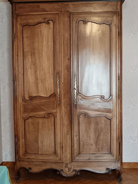 Armoire ancienne Vend�enne 80 Saint-Paul-Mont-Penit (85)