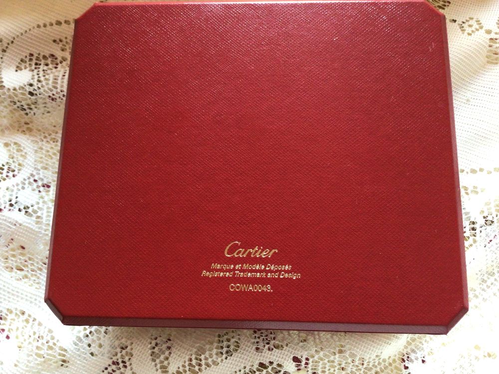 JOLIE ET AUTHENTIQUE BO&Icirc;TE &Agrave; MONTRE CARTIER Bijoux et montres