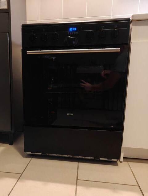 Cuisinière induction FAR, 4 foyers + four 70L / Facture 350 Saint-Vulbas (01)