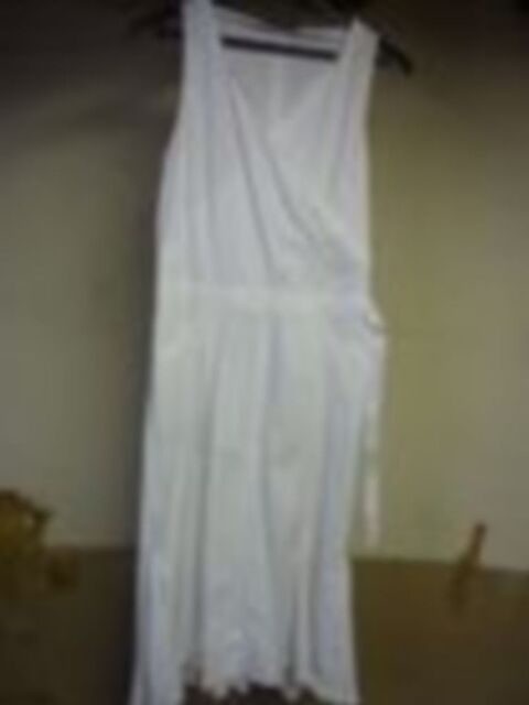 
Belle Robe Blanche coton :Taille40/42 40 Saint-Mdard-en-Jalles (33)
