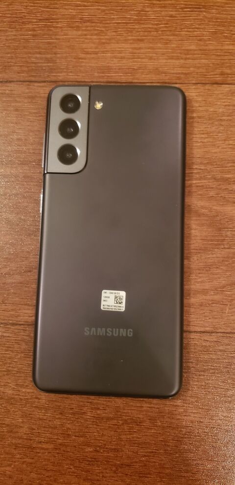 Smartphone Samsung Galaxy S21 250 Lyon 7 (69)