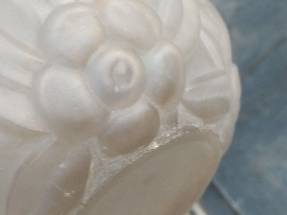 Vase Boule Art D&eacute;co Verre Press&eacute; Moul&eacute; D&eacute;cor Fleurs 
Décoration