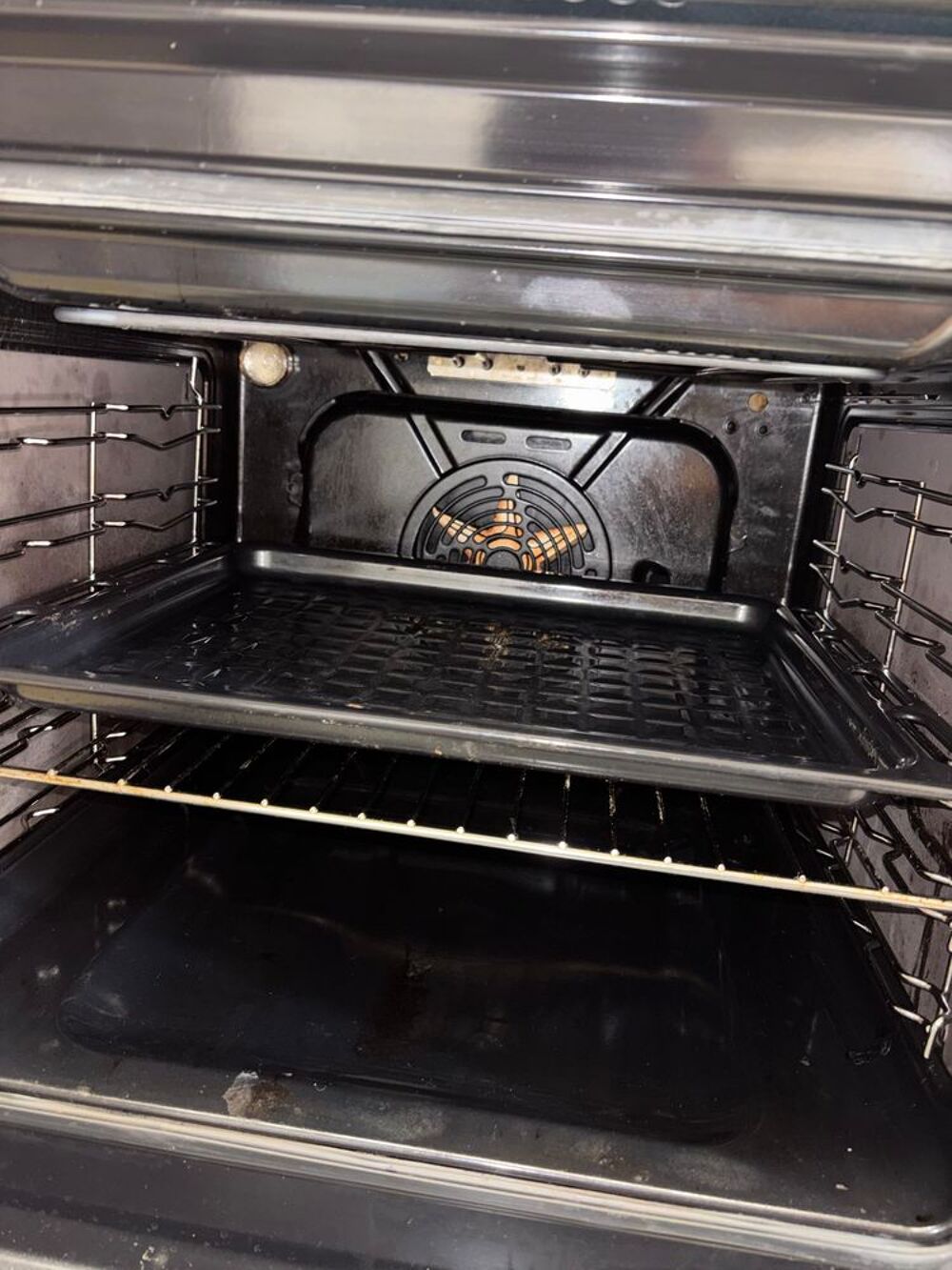 Gazini&egrave;re vitro c&eacute;ramique indesit Electroménager
