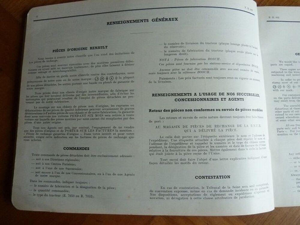 Catalogue de pi&egrave;ces d&eacute;tach&eacute;es pour tracteur RENAULT D35,D22 Livres et BD
