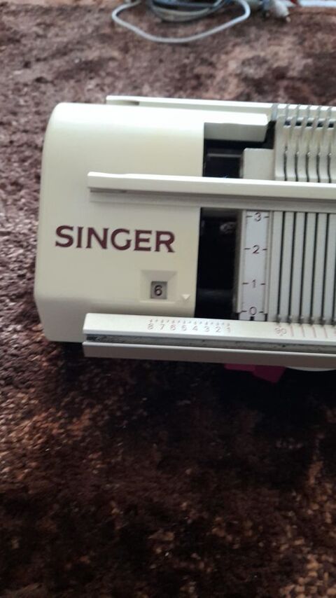 SINGER machine a tricoter 70 Roanne (42)