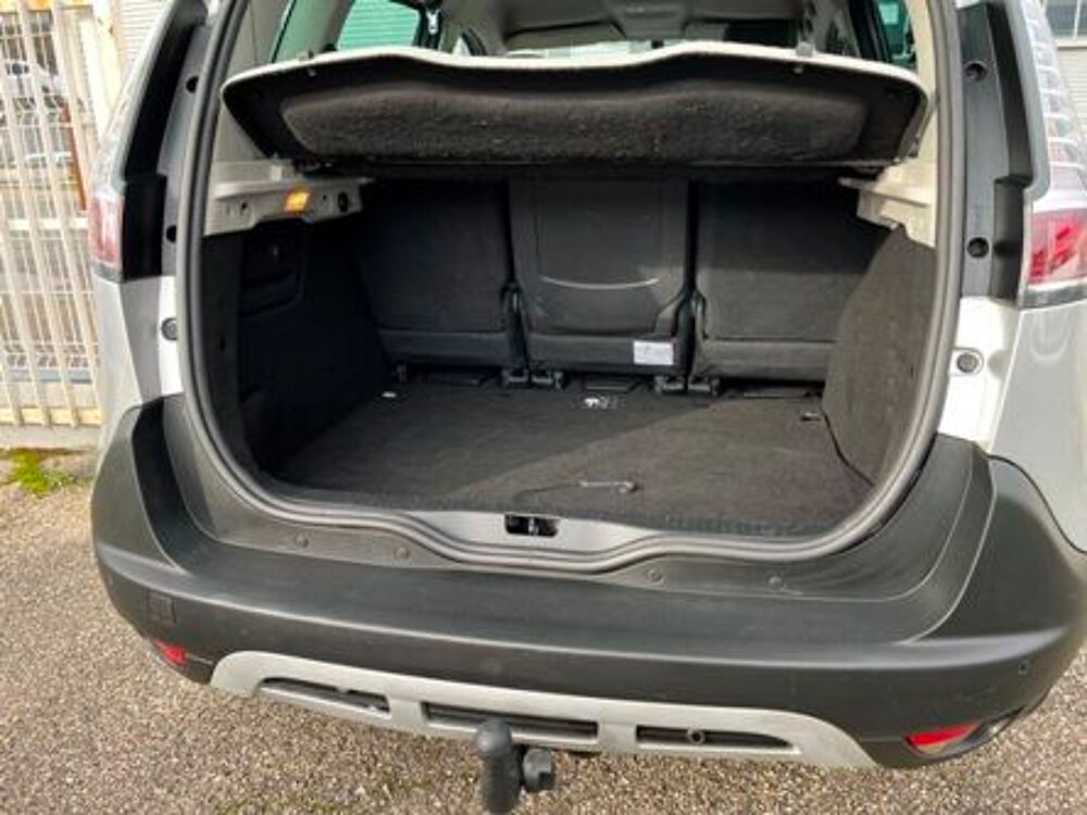 Scenic xmod Scenic Xmod dCi 110 Energy eco2 Bose Edition 2015 occasion 42700 Firminy
