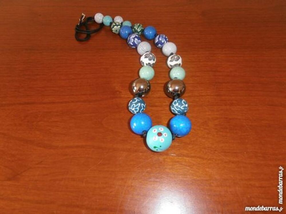Collier perles oc&eacute;anes (28b) Bijoux et montres