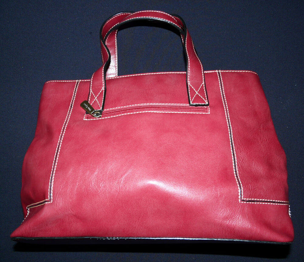 Sac &agrave; Main en Cuir Rouge du tout d&eacute;but des ann&eacute;es 2000, Neuf Maroquinerie