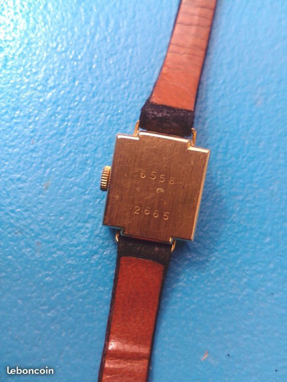 Montre de dame en or 18k Bijoux et montres
