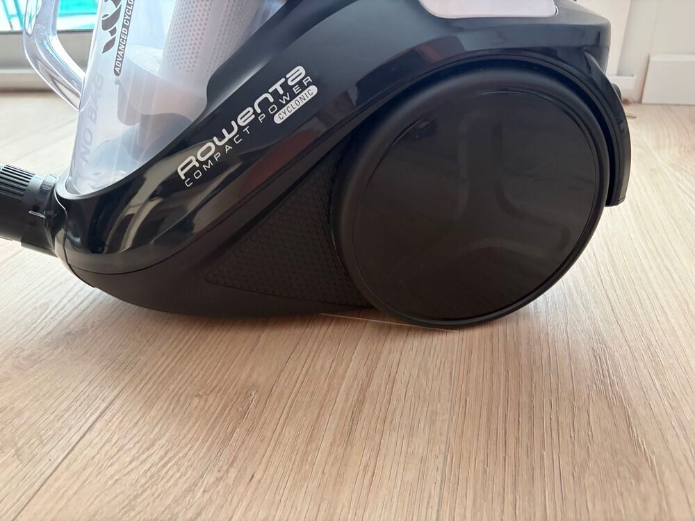 Aspirateur sans sac Rowenta Compact Power Cyclonic Electroménager