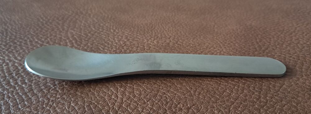 cuill&egrave;re en inox pour kit couverts 
marque monbento 
Cuisine