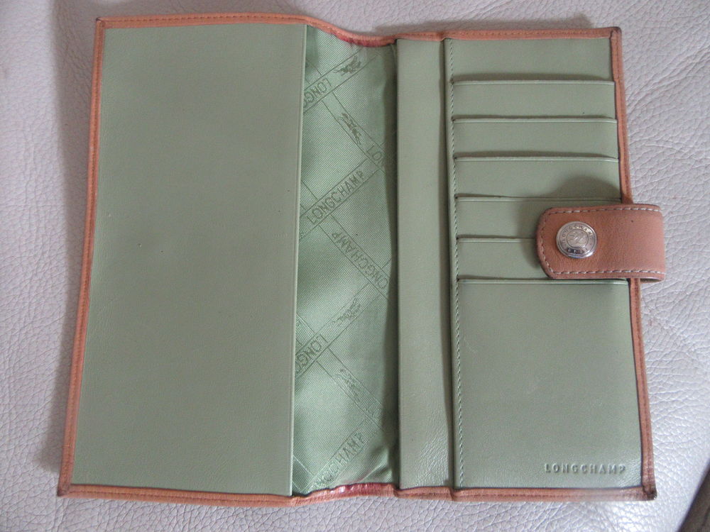 PORTEFEUILLE LONGHAMP ORIGINAL
Maroquinerie