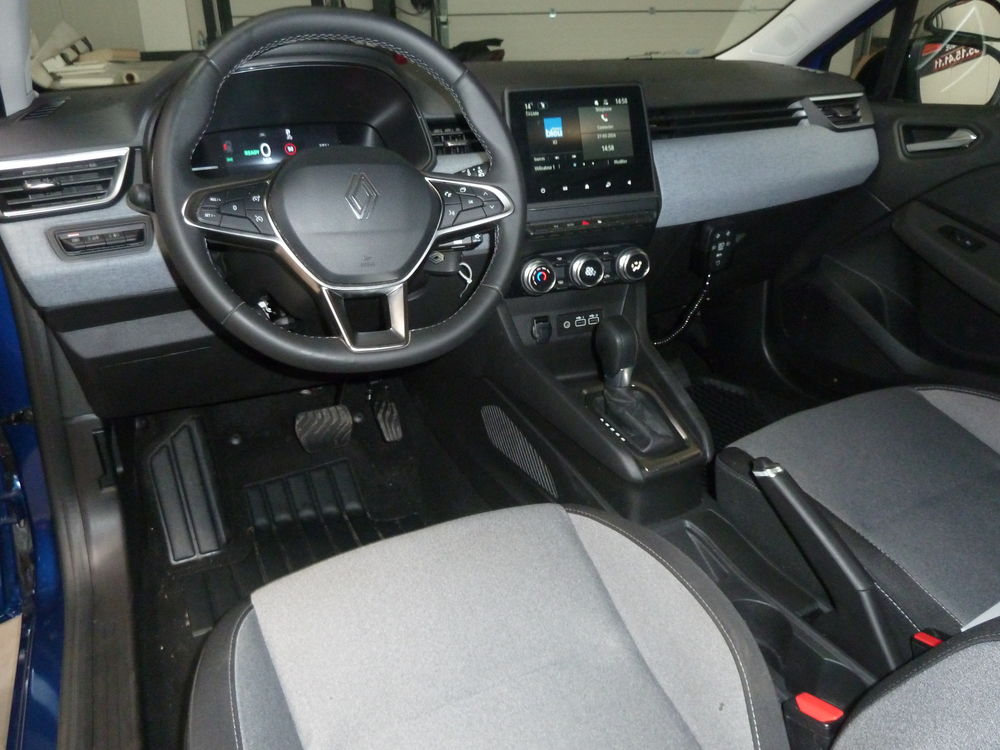 Clio V Clio E-Tech full hybrid 145 GSR2 Evolution 2025 occasion 95300 Ennery