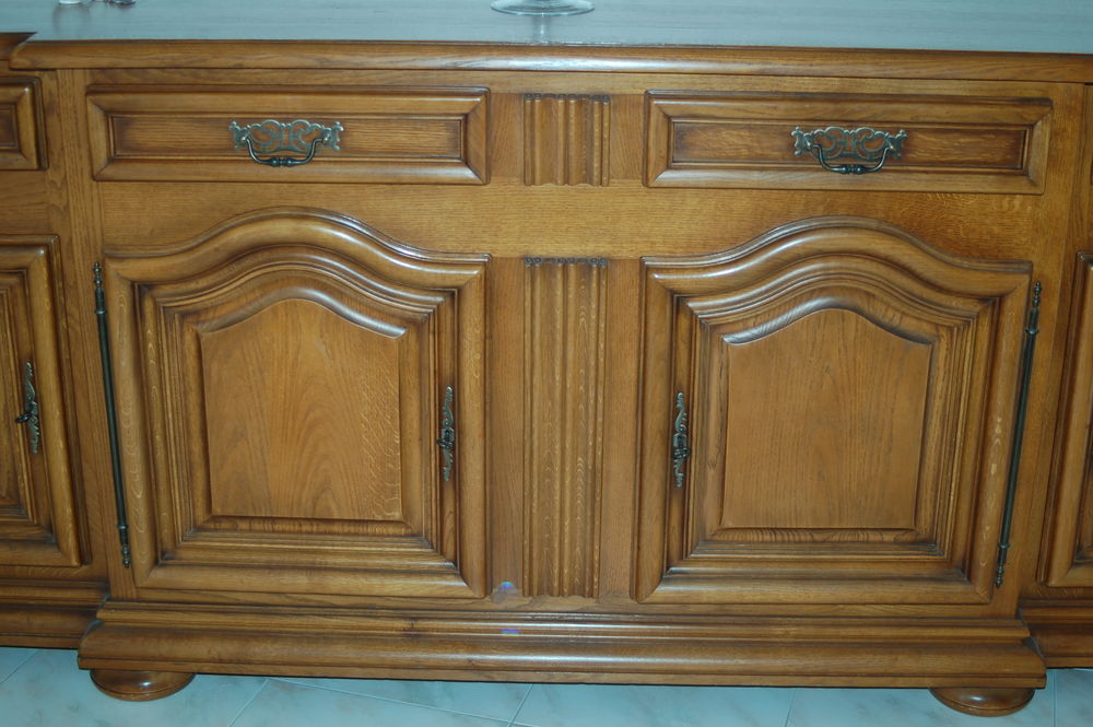ENFILADE 4 PORTES 
Ch&ecirc;ne clair 3 m de longueur Meubles
