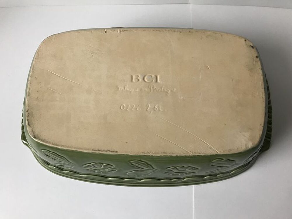 Plat vert d&eacute;co fleur - Bretagne Cuisine