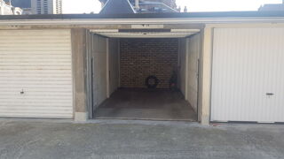  Parking / Garage  vendre 12 m