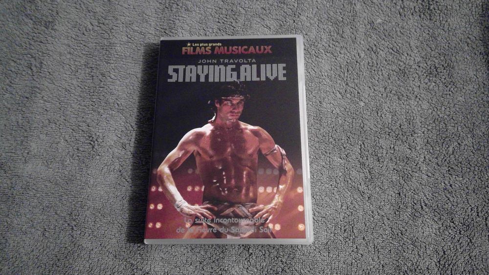 DVD STAYING ALIVE DVD et blu-ray