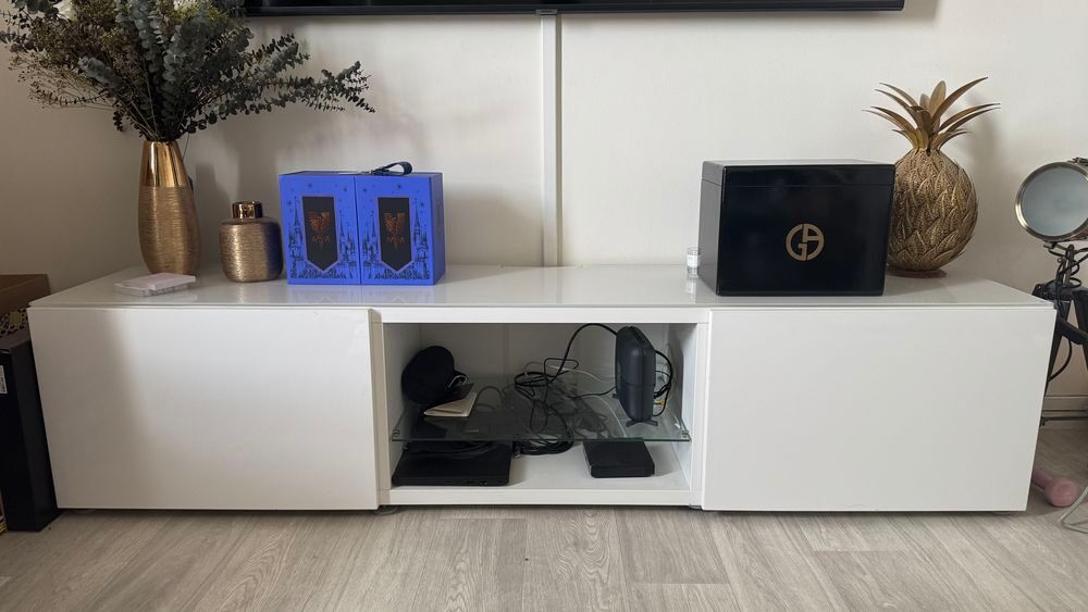Meuble TV IKEA Besta blanc - excellent &eacute;tat Meubles