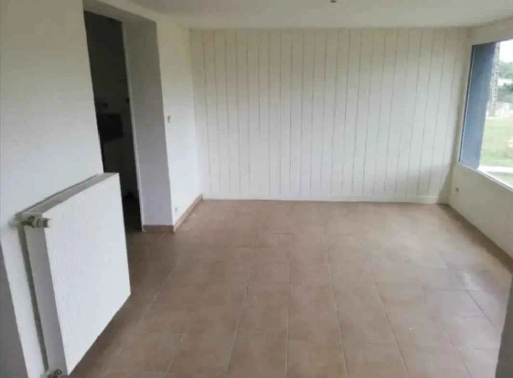 Location Maison Maison dans le bourg de Guenrouet. Dispo le 15 Août Guenrouet
