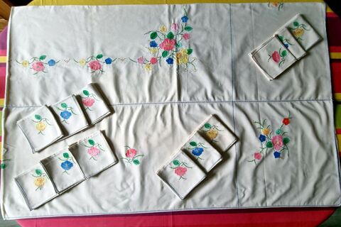 NAPPE FLEURIE BRODEE MAIN 60 Colombes (92)