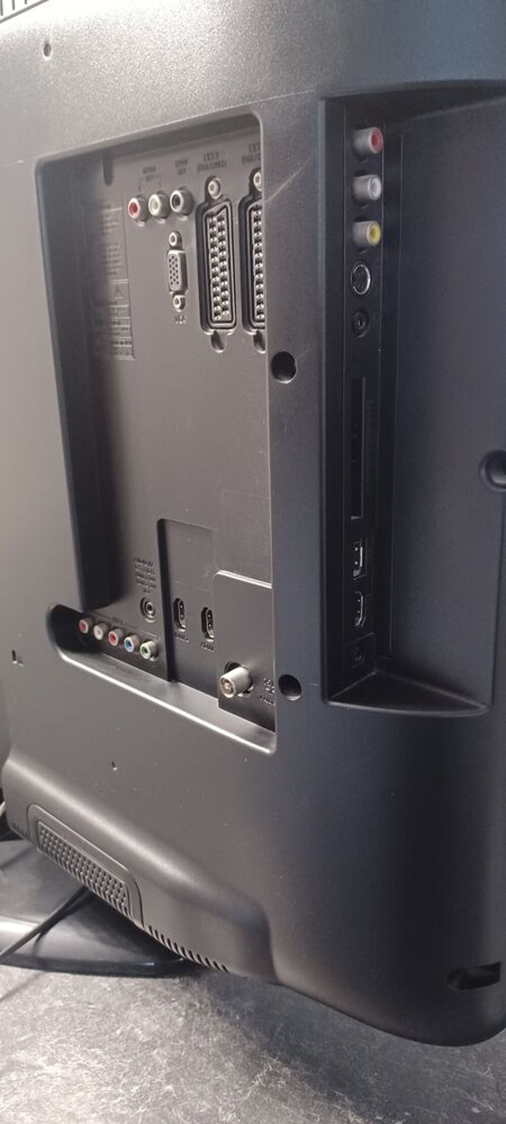 &Eacute;cran TV plat
Audio et hifi