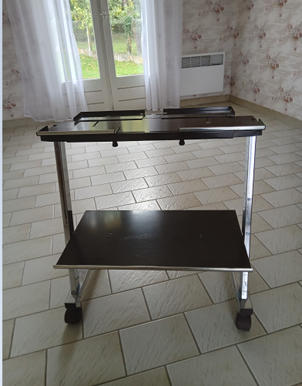 Petite table TV Meubles