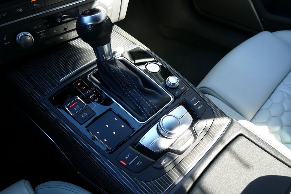 S6 R Avant V8 4.0 TFSI 560 Quattro Tiptronic 8 2013 occasion 13600 La Ciotat
