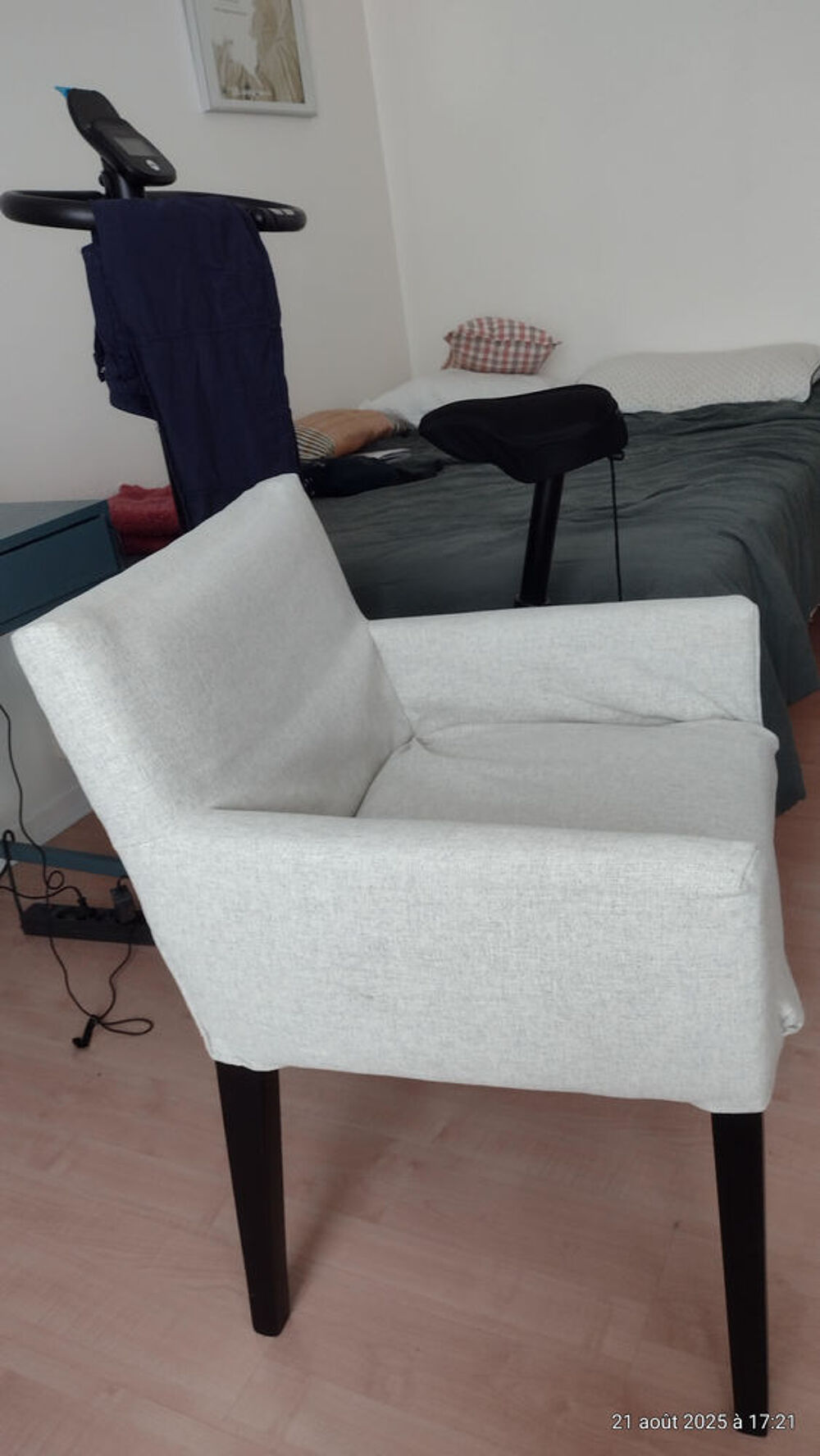 Fauteuil Ik&eacute;a &eacute;cru Meubles