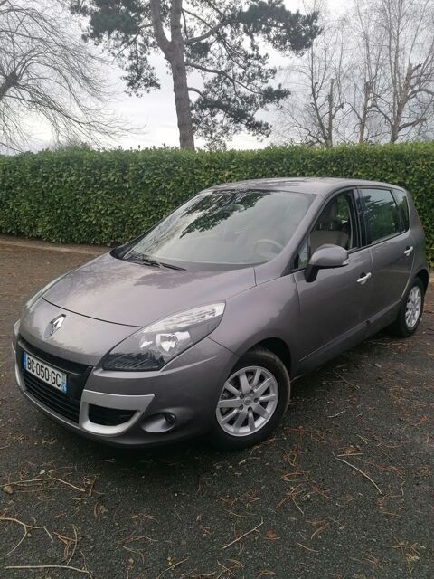 Renault scenic iii dCi 130 FAP Privil&egrave;ge Euro 5