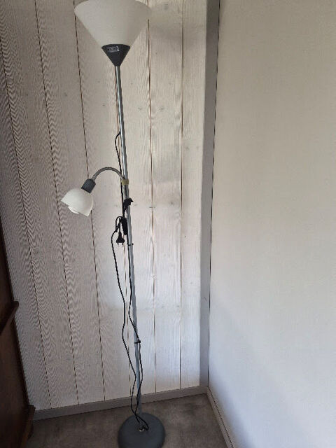 LAMPADAIRE SUR PIED Arzal (56)