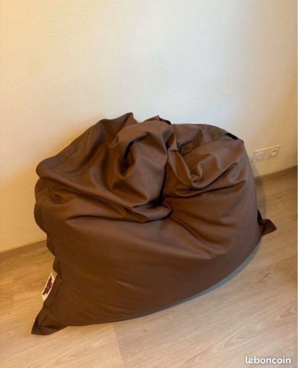 Pouf sitting bull Meubles