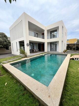  Villa à vendre 5 pièces 200 m² Ngaparou