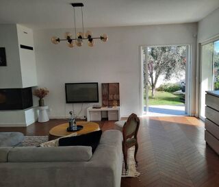  Appartement � louer 4 pi�ces 118 m�