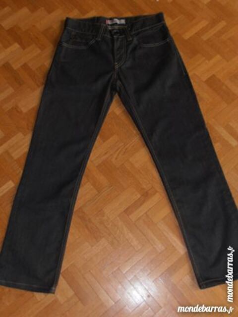 Jean Levi's 511 Slim (V9) 50 Tours (37)
