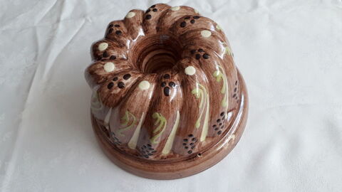 Moule à Kouglof diamètre 20 cm
20 Salon-de-Provence (13)