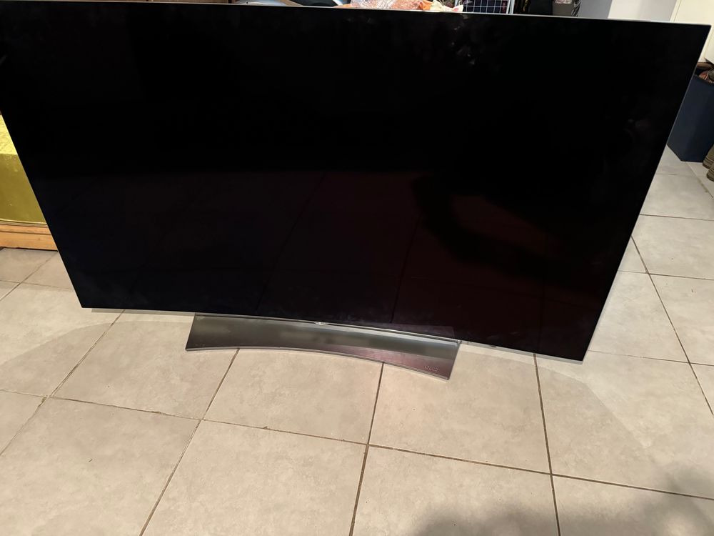 T&eacute;l&eacute;viseur LG 164 cm (65") Oled Ecran encurv&eacute;
Photos/Video/TV