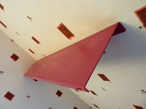 Étagère métal rose 9 Oytier-Saint-Oblas (38)