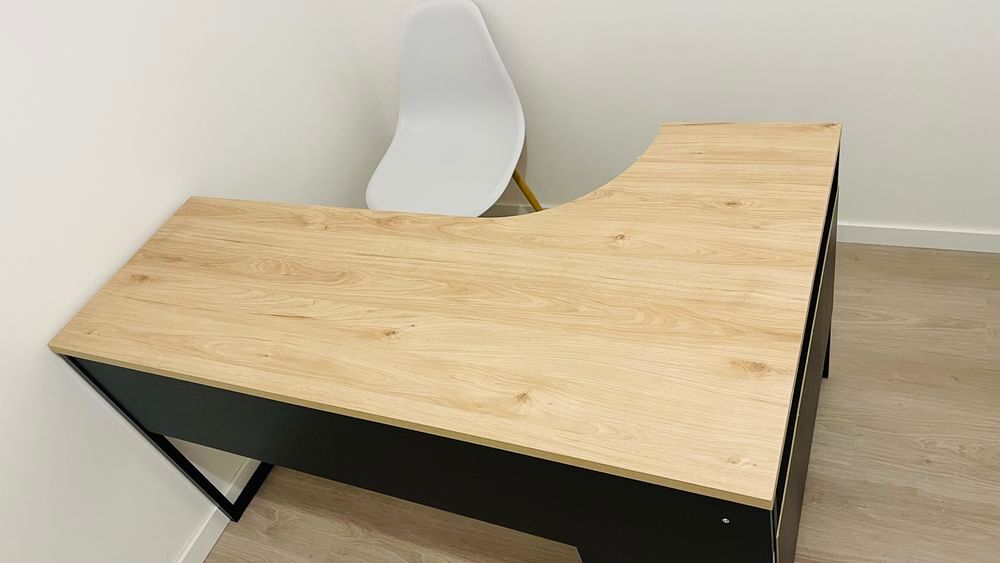 Grand bureau d'angle Meubles