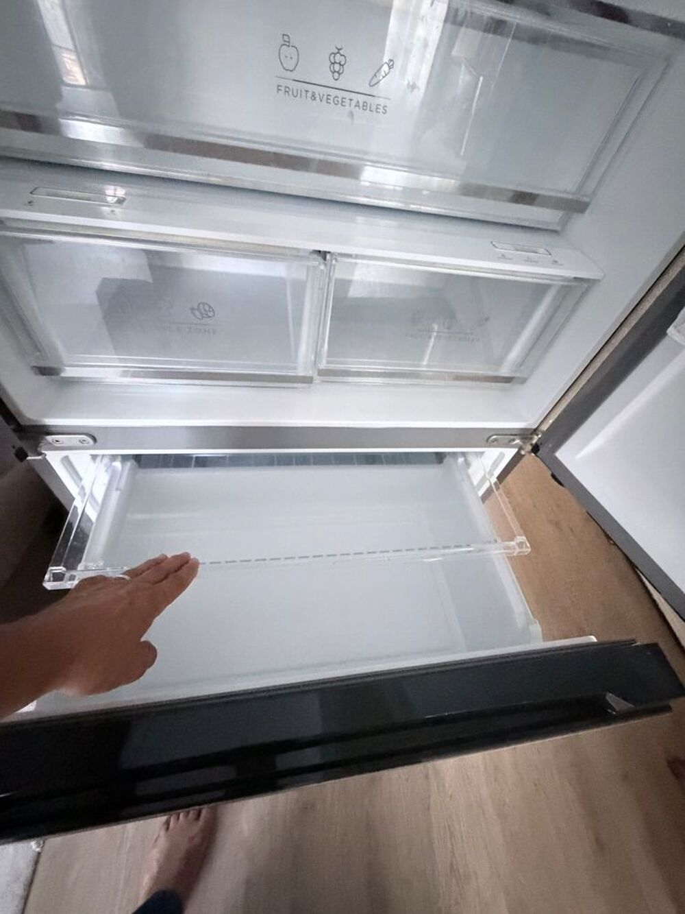Vendre frigo cong&eacute;lateur VALBERG frigo 2 port et 2 tiroir Electroménager