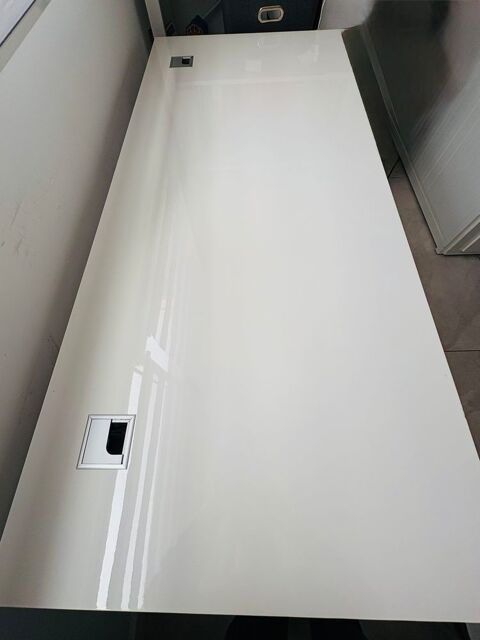 bureau blanc moderne Marseille 8 (13)