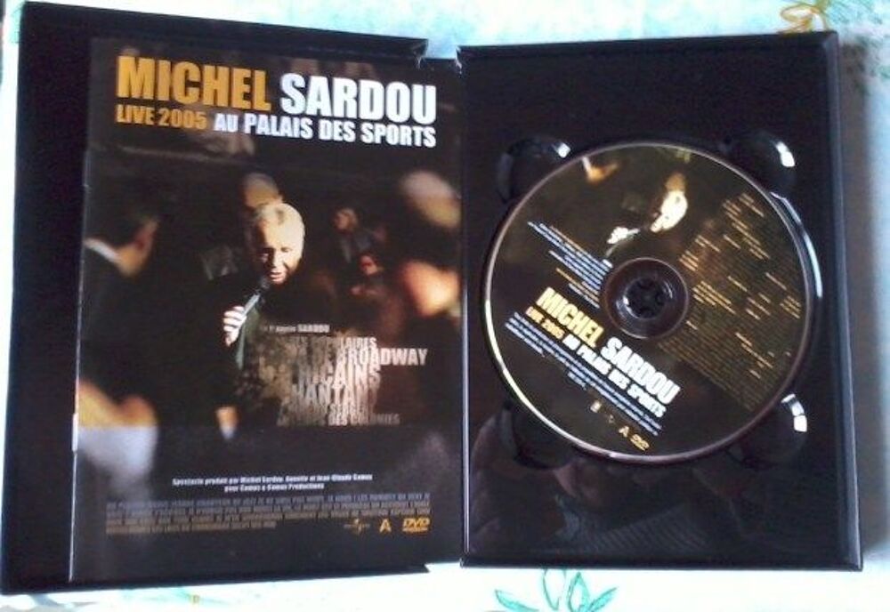SUPER DVD MICHEL SARDOU DVD et blu-ray