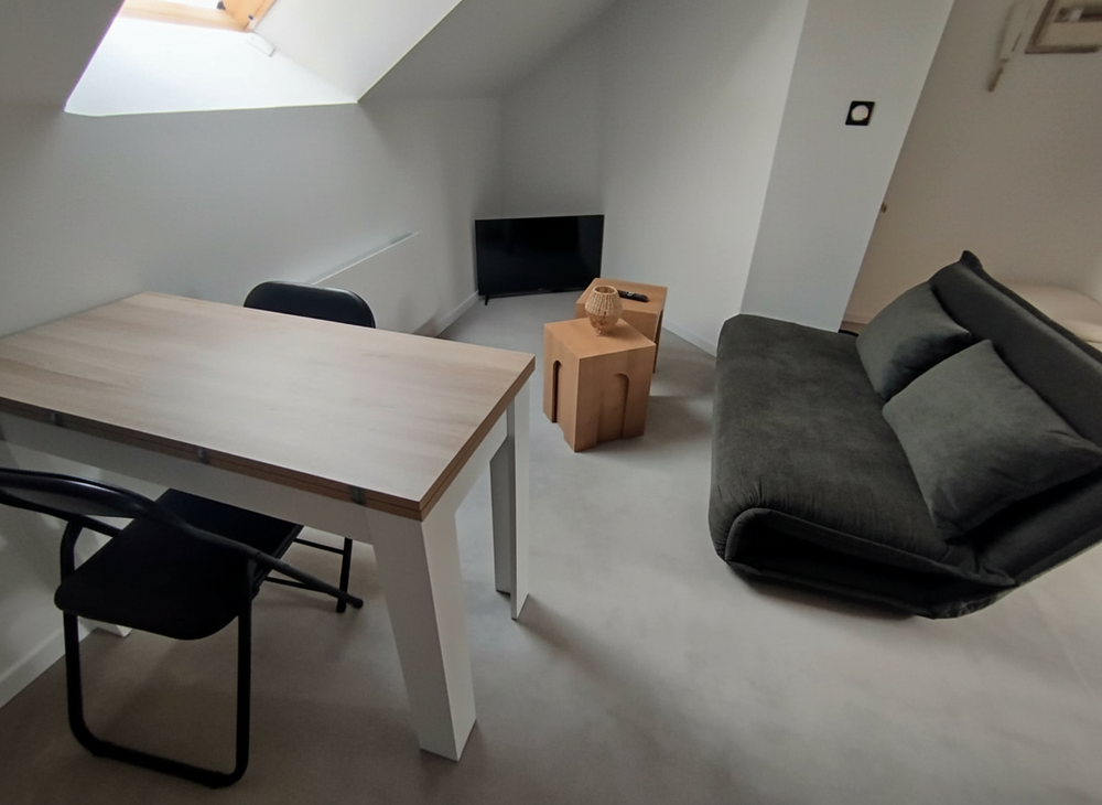 Location Appartement Appartement type 2 entierement meublé et rénové Vesoul