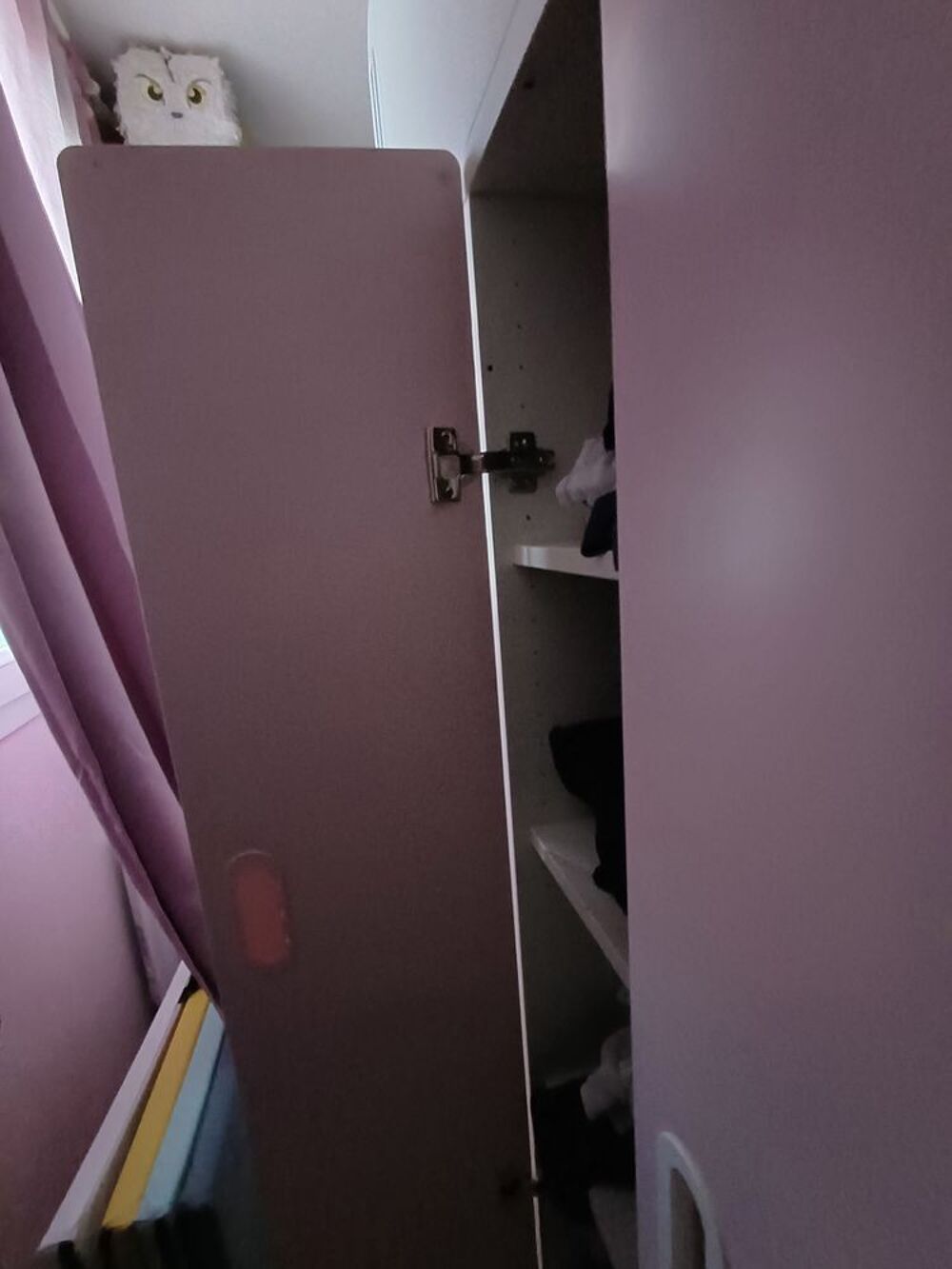 Lit mezanine ikea STUVA + bon matela + coffre &agrave; jouet rose Meubles