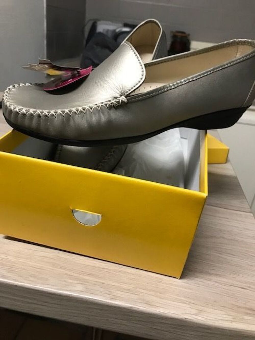  Mocassin
Dessus Cuir
Chaussures